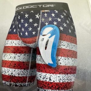 SHOCK DOCTOR COMPRESSION SHORT W/BIOFLEX CUP - YOUTH XL